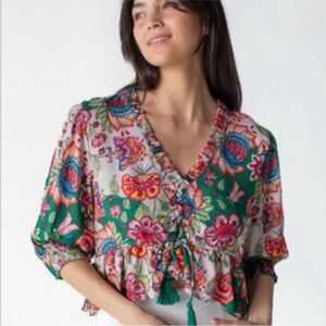 Natural Life Elisa Floral Cropped top M Ruffle Tassel